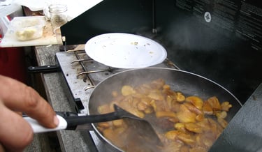 Poêlée de champignons en forêt