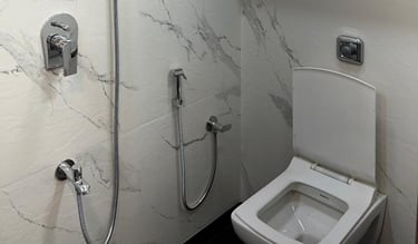 washroom van on rent in delhi