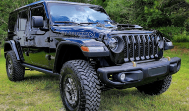 A Jeep with Complete Detailing from D and P auto detailing