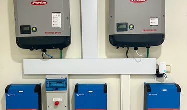 three different types of solar powered generators