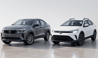 Fiat Fastback T200 e Volkswagen Nivus Sense lado a lado em pista
