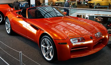 Dodge Copperhead conversível exposto durante mostra de carros clássicos