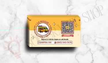 Tarjeta de food truck de sandía, diseño vertical amarillo, QR e información.