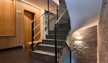 Escaleras del Hotel Focus en el Pas de la Casa, Andorra. En los Pirineos