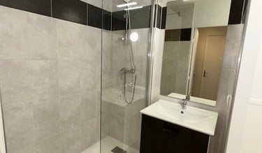 Salle de bain rénovée par JS services