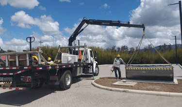 camion instalacion de seccionadora