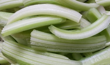 Celery Sticks De-veined