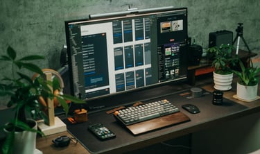 Modern office desk with computer, keyboard, and mouse representing IT support and managed IT services by TotalScope Technolog