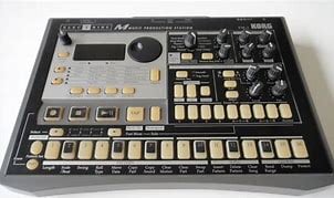 Korg Electribe em-1, Groovebox sequencer.