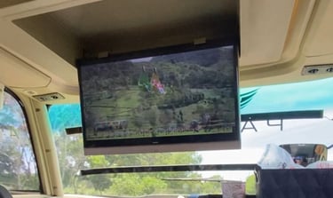 Fasilitas Android Smart TV di Kabin Bus Jetbus 3