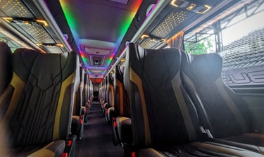 Ruang kabin yang lega dari Sewa Bus Jogja Idaman Transport