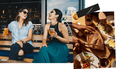 Twee kletsende vrouwen op een bankje buiten met speciaal bier en vers brood