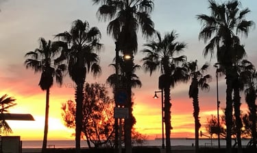 Amanecer en la Playa de la malvarrosa