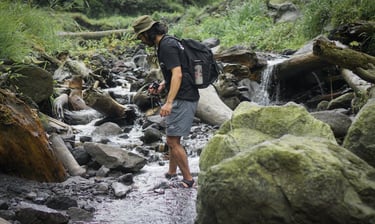 paket treking plunyon kalikuning 