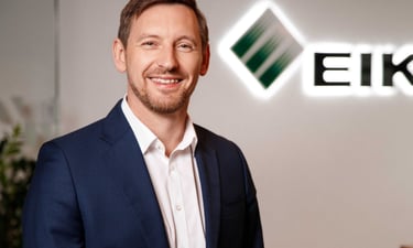 Profesionalūs verslo, linkedin portretai Vilniuje Kaune, dalykinė fotografija, asmeninis įvaizdis studijoje, darbo vietoje