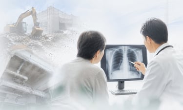 医師が胸部X線画像を確認する石綿検診のイメージ｜堺市のニュースならサカイタイムズ