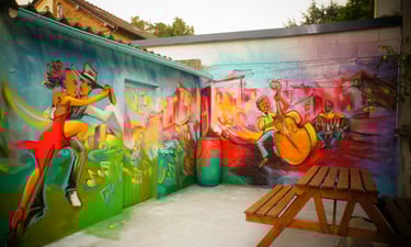 Barth Le Sablier graffiti salsa