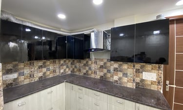 Modular Kitchen of 3 BHK Corner Builder Floor with Multiple Balconies — Chattarpur