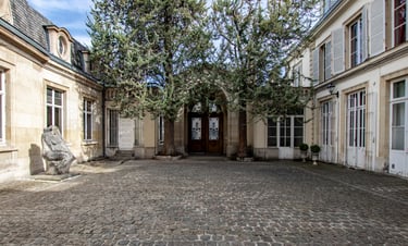 Cours d'un ensemble immobilier secteur cathédrale de Reims