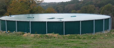 réduction des odeur et pollution de l'eau dans les bassins de déchets d'élevage