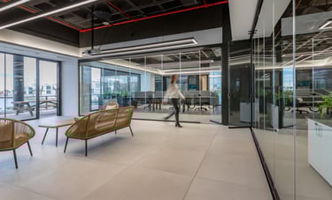 Division de oficinas en cristal y aluminio
