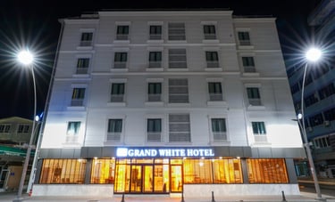 Grand White Hotel