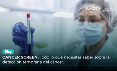 una científica realizando una prueba de detección de cáncer en Cali Colombia con una empresa muy confiable y segura