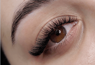 Extensiones de pestañas
