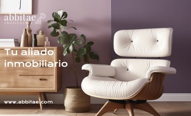 Una silla con una planta en el medio.