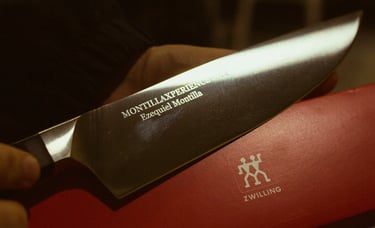Cuchillo personalizado de Zwilling para el cocinero Ezequiel Montilla