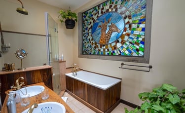 Giraffe Manor Kenya Kelly Superior Bathroom