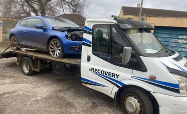 alt="Non-runner van being recovered from Copcut"