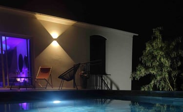 la piscine du love gite avec sa love room dans le Morbihan (56) proche de Vannes