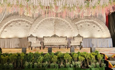 Beautiful event decoration for weddings and receptions in Kondhwa Pune