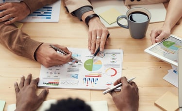 Reunión de upsell con cliente B2B actual