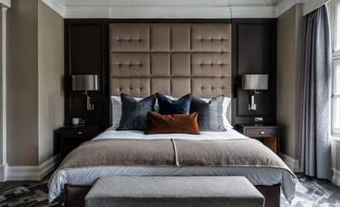 Color drenching, interior design dramaticbedroom interior design ideas home decorating idea