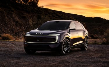 AUDI E7X 2027 SUV elétrico de luxo com 671 cv em cenário ao pôr do sol destacando design futurista