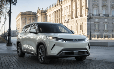 SUV da BYD equipado com sistema autônomo que promete cobertura em acidentes
