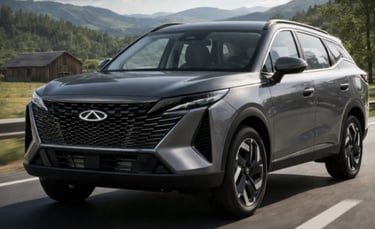 Chery Tiggo 7L SUV cinza rodando em estrada rural com design moderno e visual premium