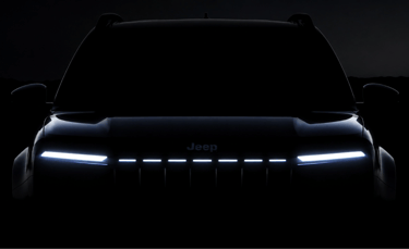 Teaser do novo SUV global da Jeep com assinatura em LED iluminada.