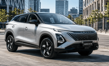Omoda 5 Prestige prata em cenário urbano moderno
