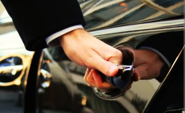Luxury Transportation for Seniors in Orlando