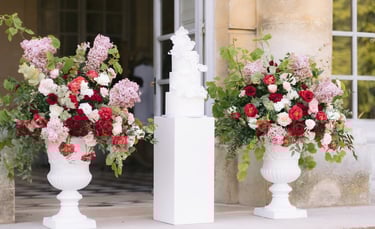 luxury wedding cake at chateau de champlatreux 