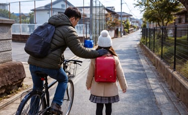 中区平井で「一緒に帰ろう」と女児の身体を触る不審者のイメージ画像｜堺市のニュースならサカイタイムズ