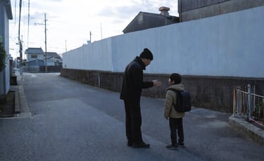 不審者が児童に声をかけているイメージ画像|堺市のニュースならサカイタイムズ