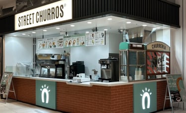 ららぽーと堺1階に設置されたSTREET CHURROS店舗外観の写真｜堺市のグルメ情報ならサカイタイムズ