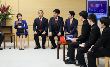 第3回全国高校生政策甲子園最優秀受賞チームの内閣総理大臣への提言の様子｜堺市のニュースならサカイタイムズ