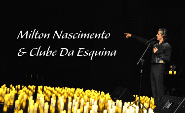 Fabiano Medeiros concert à luz de velas cantando Milton Nascimento e Clube da esquina.
