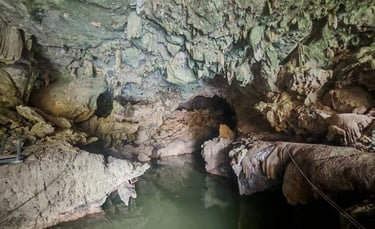 Nam Lot Cave, Chumphon Sawi