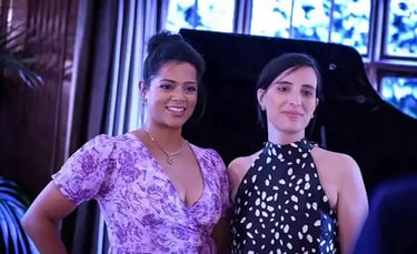 wedding guests posing for a photograph